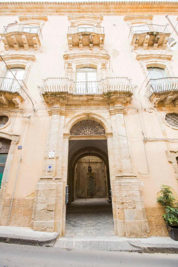 Bed & Breakfast Attico Taranto *